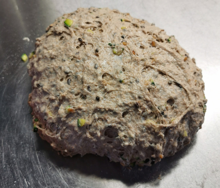 Rezept für mein Vollkorn-Zucchini-Kastenbrot - www.brooot.de