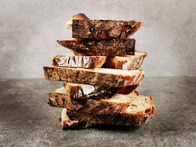 Rezeptbild: Topfbrot mit Petersilienwurzel