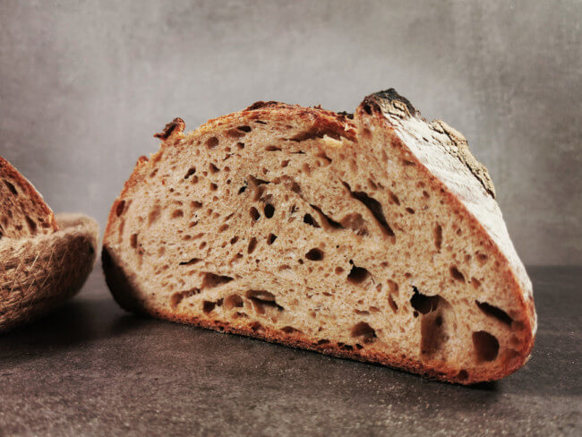 Rezept für Schweizer Ruchbrot mit Sauerteig - www.brooot.de
