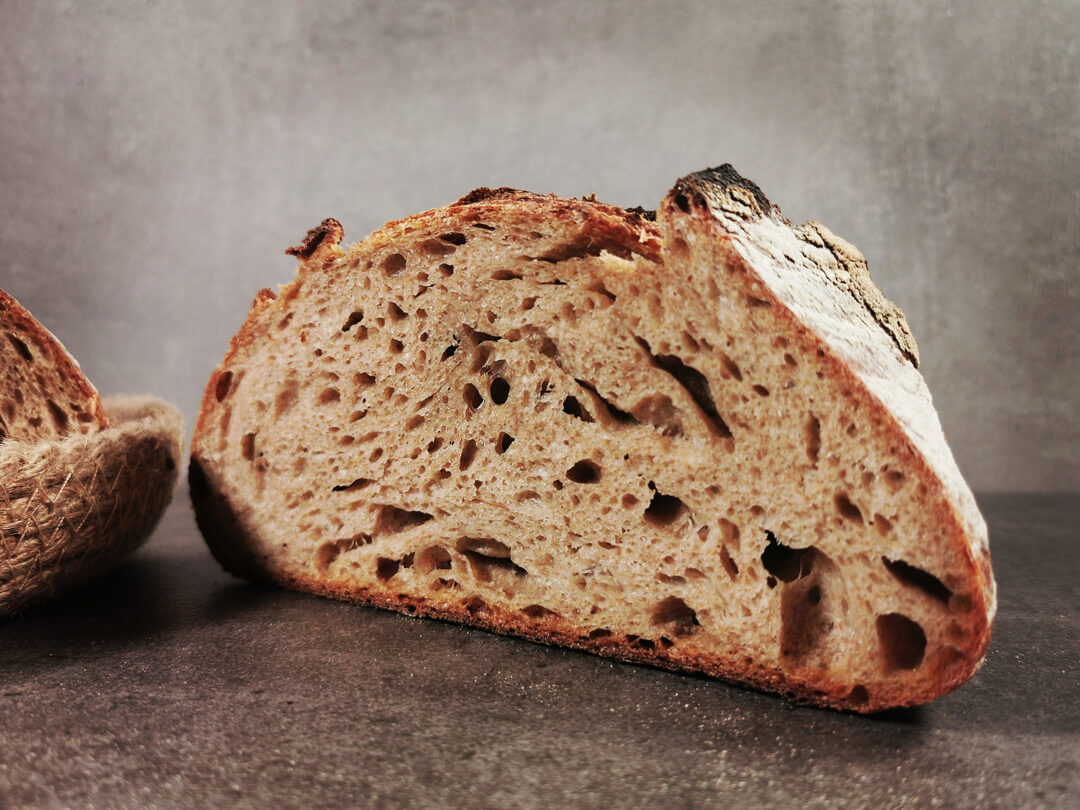 Rezept für Schweizer Ruchbrot mit Sauerteig - www.brooot.de