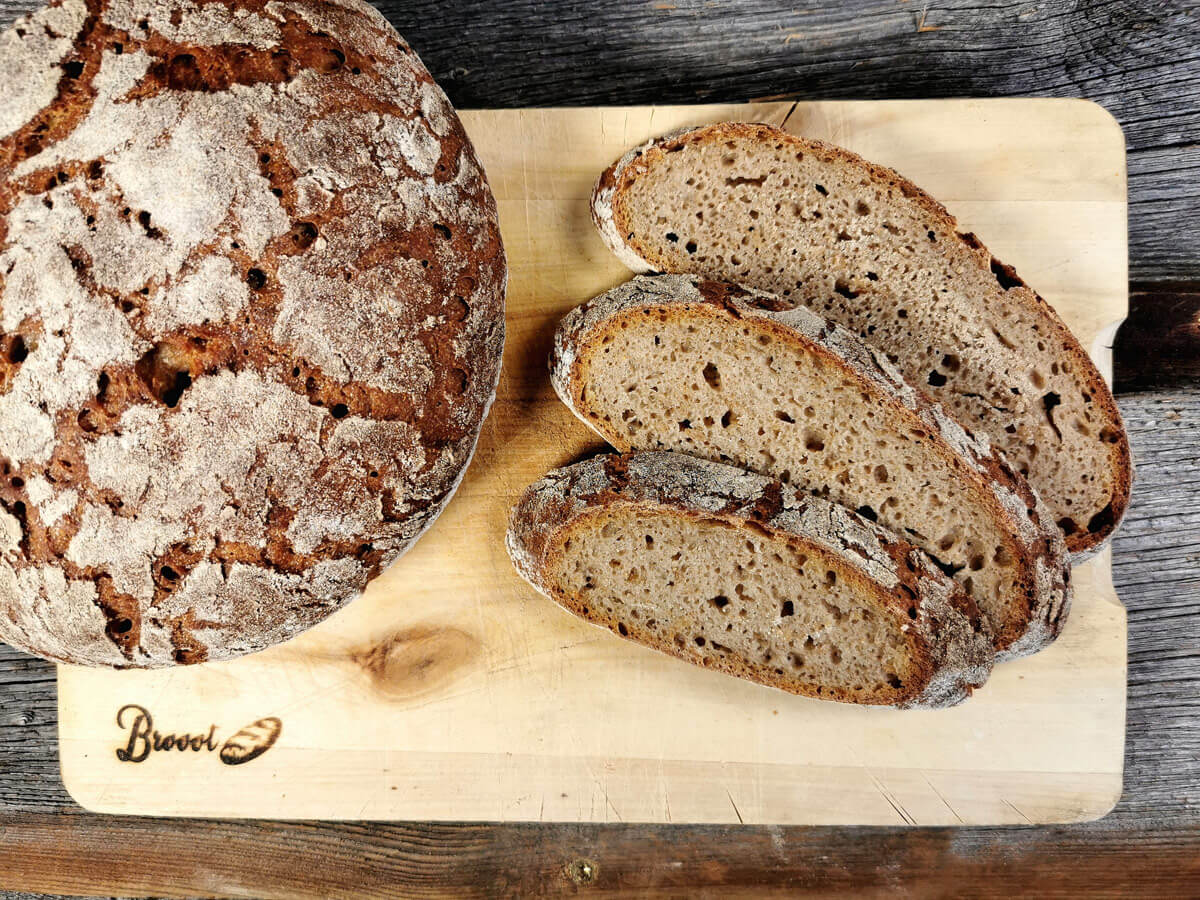 Mein Rezept für ein Roggenmischbrot 70/30 - www.brooot.de