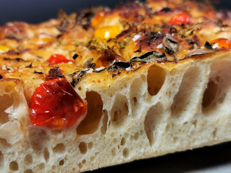 Italienisches SauerteigFocaccia [Einfaches Rezept]