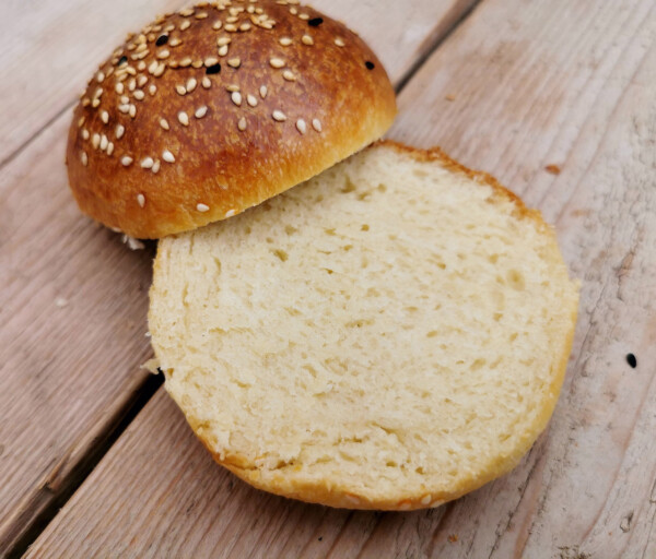 Rezept für leckere Burger Brötchen [Burger Buns]