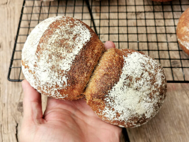 Rezept für Schweizer Vollkorn-Bürli [Einfaches Rezept]