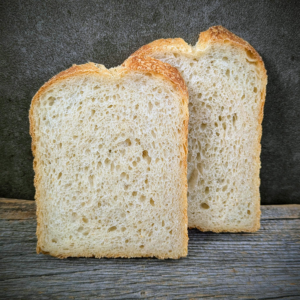 Kastenweißbrot morgens frisch backen und warm genießen