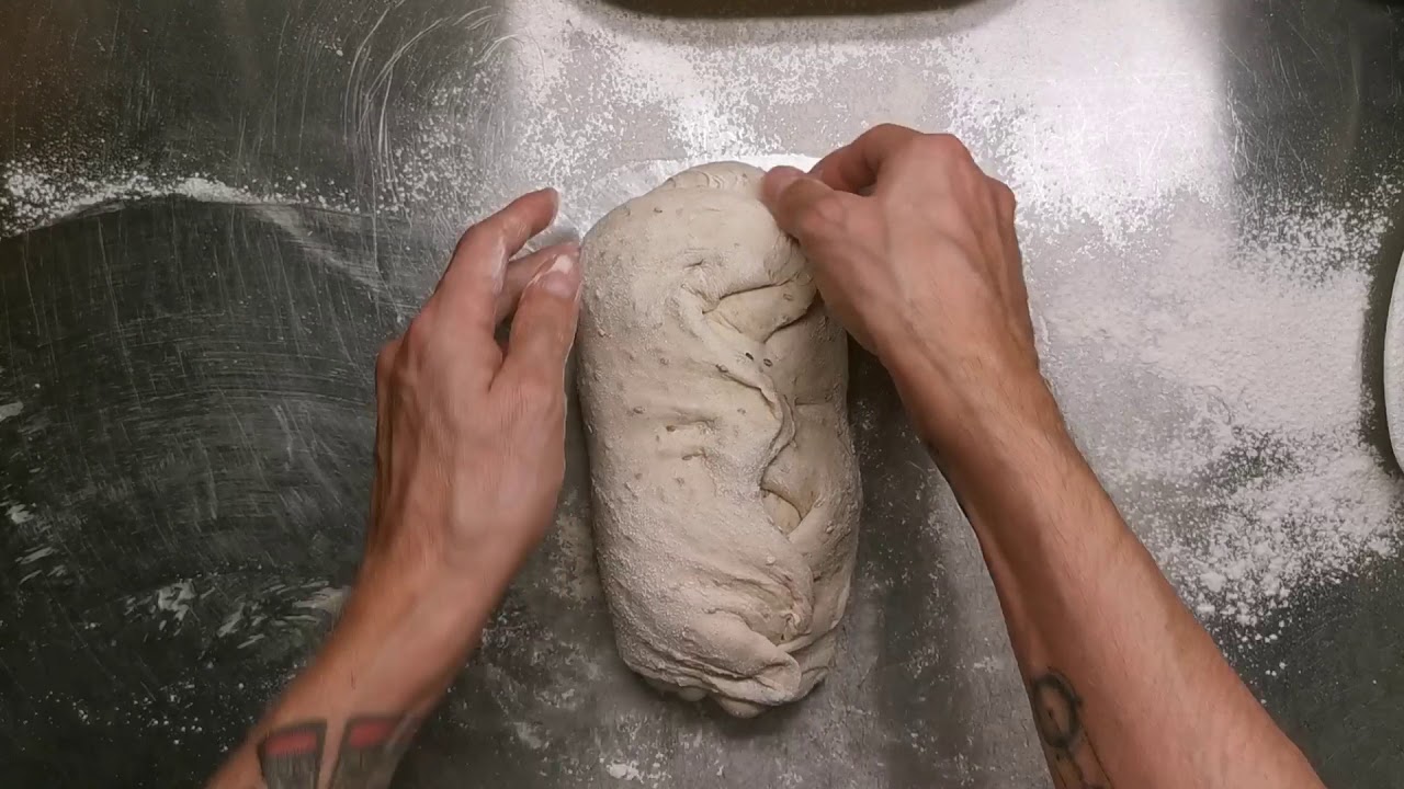 Mein Easy Peasy Sauerteigbrot [Rezept für Hobbybäcker]